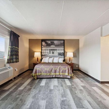 מלון Super 8 By Wyndham Millbury/Toledo מראה חיצוני תמונה