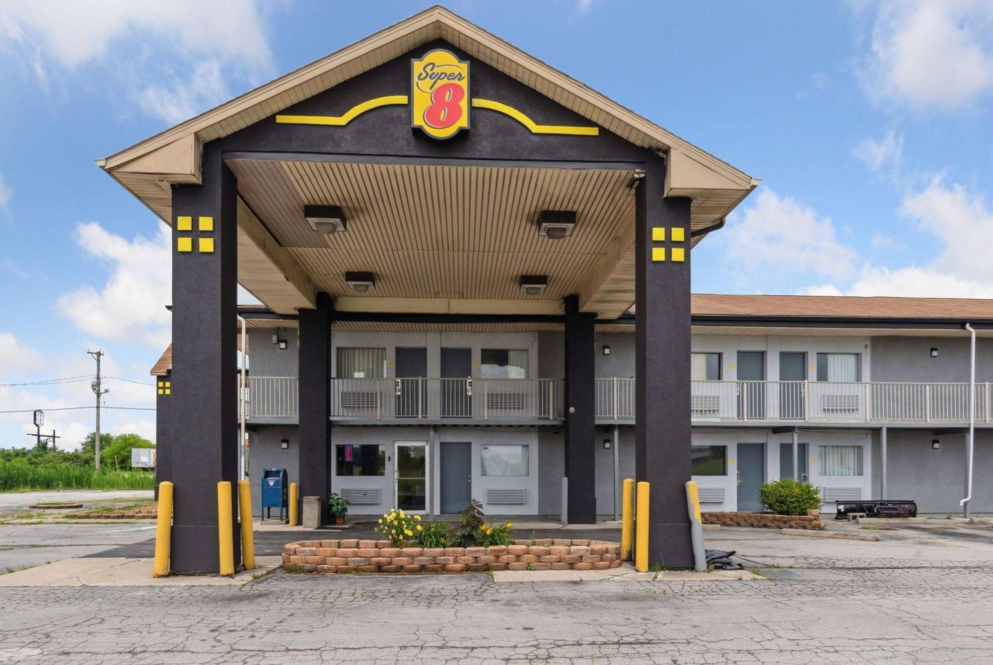 מלון Super 8 By Wyndham Millbury/Toledo מראה חיצוני תמונה